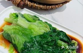 Braised Lettuce with Soy Sauce