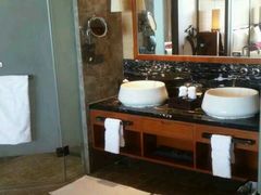 -三亚湾海居铂尔曼度假酒店