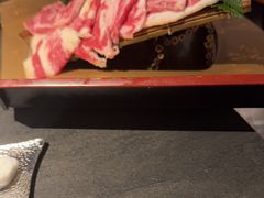 -铭牛烧肉·和牛海鲜自助(高新月牙湖店)