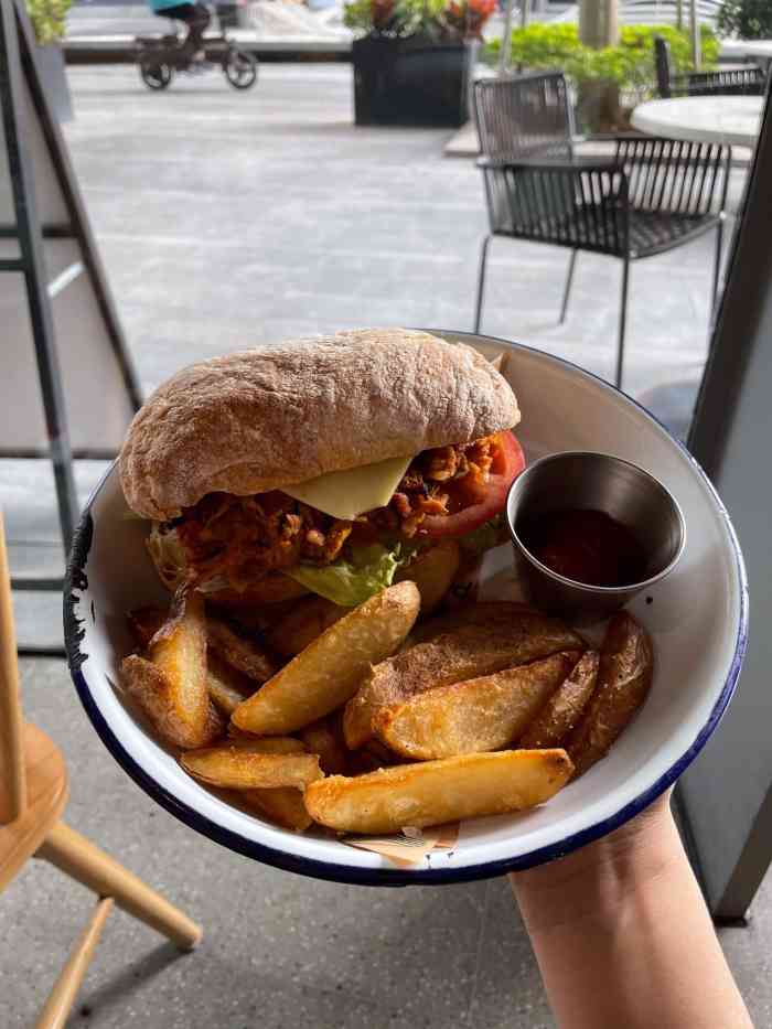 the spoiler 黄石(jfc店)-"[薄荷]环境:环境挺好,灯光拍照有氛围.