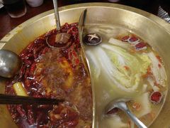 -重庆爽翻天老火锅(临平万达广场店)