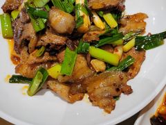 -渝信川菜 · 川味家常菜(财富购物中心店)