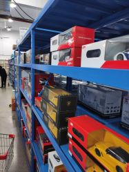 -逝水玩具折扣店