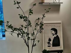 -彳亍咖啡·这里(水湾路店)