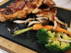 山贼汁鸡扒墨鱼汁扁面-打趸BTC·Breaktime cafe(北京路店)