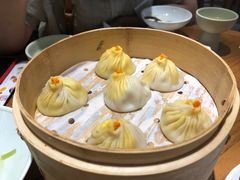 手拆六月黄小笼包-苏小柳手工点心(人民广场分院)