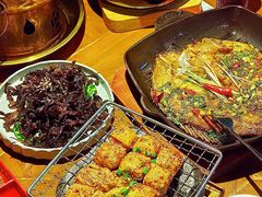 -雀舞云南菜(天津天河城购物中心店)