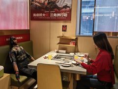 -海底捞火锅(珠影星光城夜宵主题店)