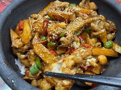 -大富蚝乌东哥饭店·石锅鱼杂·柠檬鸭(革新路店)