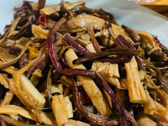 -小厨子私房菜·云南美食店