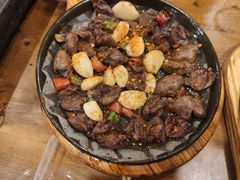 鸡心-老东镇啤酒屋海鲜加工·蒸汽海鲜·海鲜烧烤(台东店)