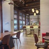 饭后闲逛,茶鱼乘凉