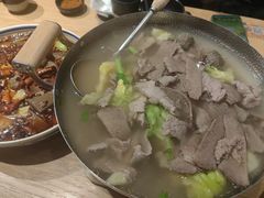 -川堂风·跷脚牛肉·乐山爆炒(宝山日月光店)