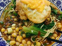 碗豆杂酱面-渝之汇牛肉豌杂面