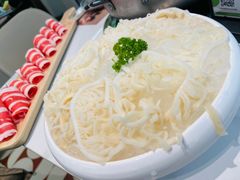 -洪氏嗨捞·广东猪肚鸡·椰子鸡火锅(西咸万象城店)