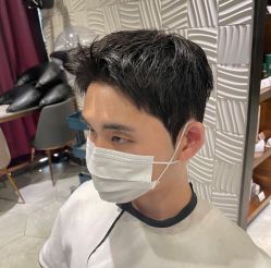 -变画·发型STUDIO