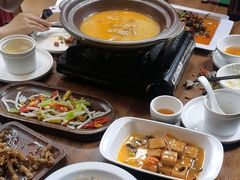 -隔壁老王·家常云南菜(皇冠店)