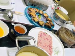 -红鼎豆捞·非遗鲍皇汤火锅(宝丰路店)