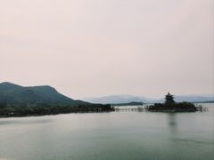 -十三陵水库
