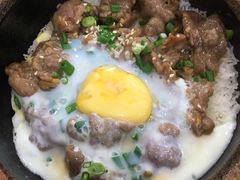 窝蛋牛肉煲仔饭-红星光发煲仔饭(大石街店)