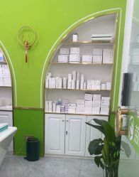 -苗医生专业祛痘·皮肤管理