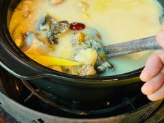-九门寨石锅鱼烤鱼