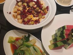 -鸽子侯·家宴·平价海鲜(市图书馆店)