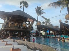 -FINNS Beach Club