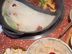 -赵美丽·重庆社区火锅·直营店(火车东站·中豪国际店)