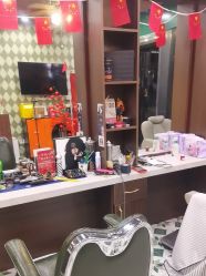 点击看大图 -Joker先生·男士理发馆