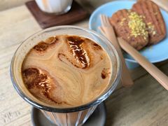 -Metal hands·铁手咖啡