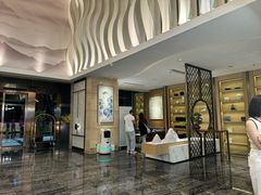 -蓬客精品酒店(南山海岸城购物中心店)