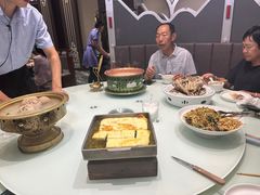 -哈啾嗨·新概念蒙餐(红星新城店)