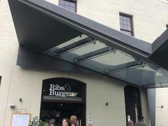 -Ribs & Burgers The Rocks