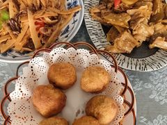 -天天向上素食餐厅(五台山店)