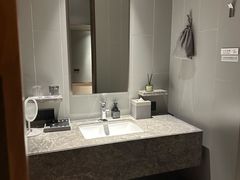 -SFEEL设计师酒店(成都春熙路天府广场店)