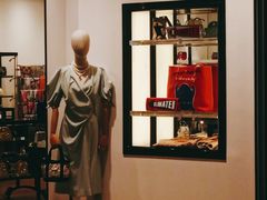-Vivienne Westwood(上海来福士广场店)