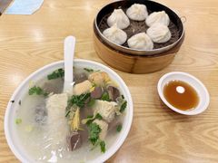 -珊珊小笼馆(仙霞路店)