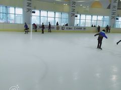 -冠军冰场CHAMPION RINK(百联又一城店)