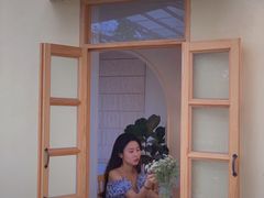 -花苑里咖啡(威远店)