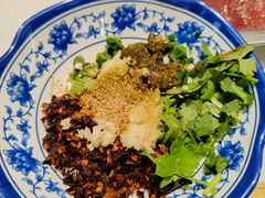 -王奋斗贵州酸汤牛肉火锅