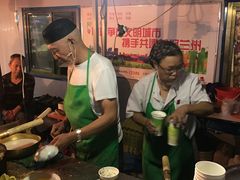 -清真老马家国华牛奶鸡蛋醪糟(正宁路店)