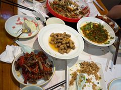 -乡土黄·鲜牛肉火锅·小龙虾(兴业街店)