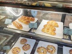 -曲江惠宾苑宾馆(大雁塔大唐不夜城店)