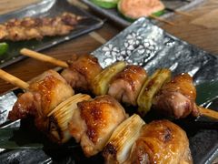 鸡腿夹京葱-酒窝烧鸟(科华街店)