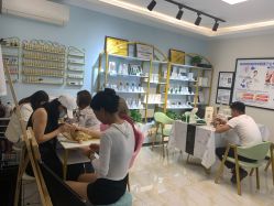 -姬颜氏美丽汇皮肤管理