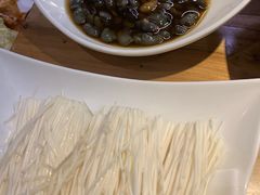 -红顶老汉烧鸡公羊蝎子火锅(学士街店)