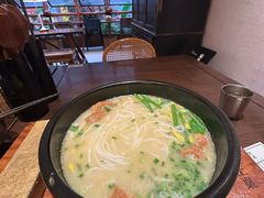 -银米·云南传统过桥米线(双廊黑金冠店)