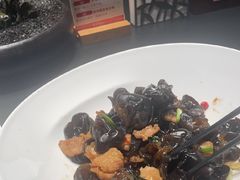 -忆江南·临江鱼馆