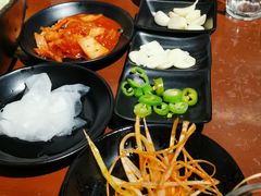 -肉甲韩国木炭烤肉(新壹街1店)